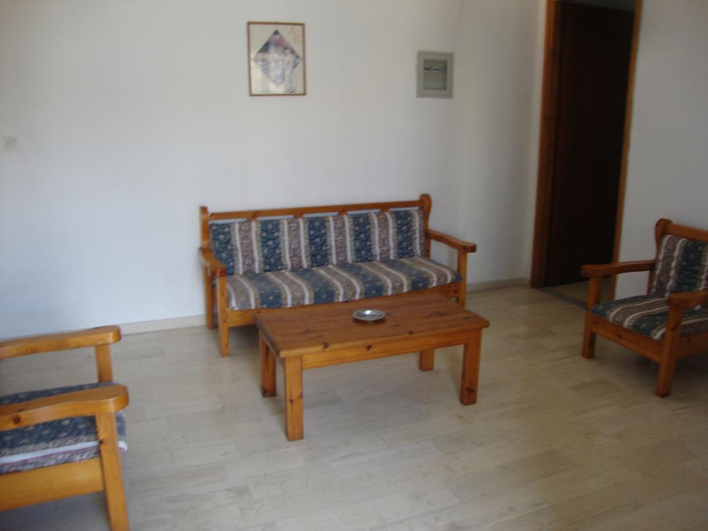Alex Apartments Roda  Extérieur photo