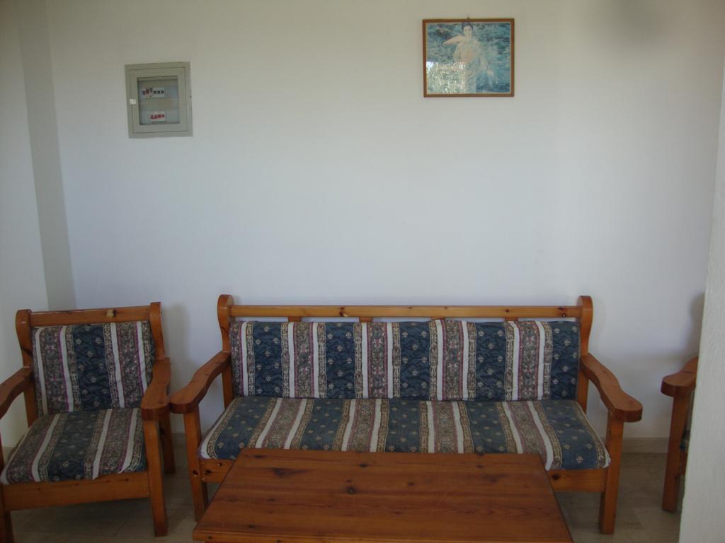 Alex Apartments Roda  Extérieur photo