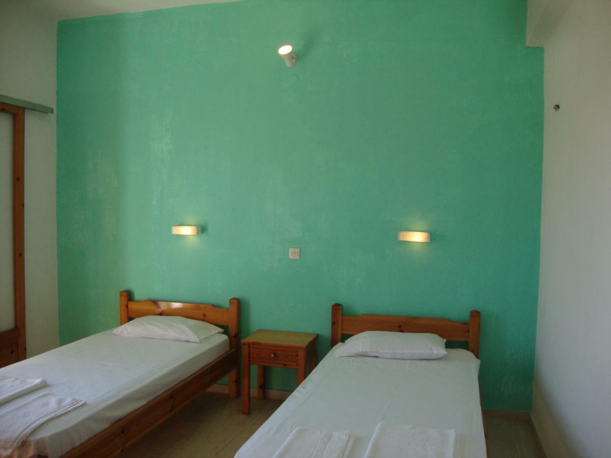 Alex Apartments Roda  Extérieur photo